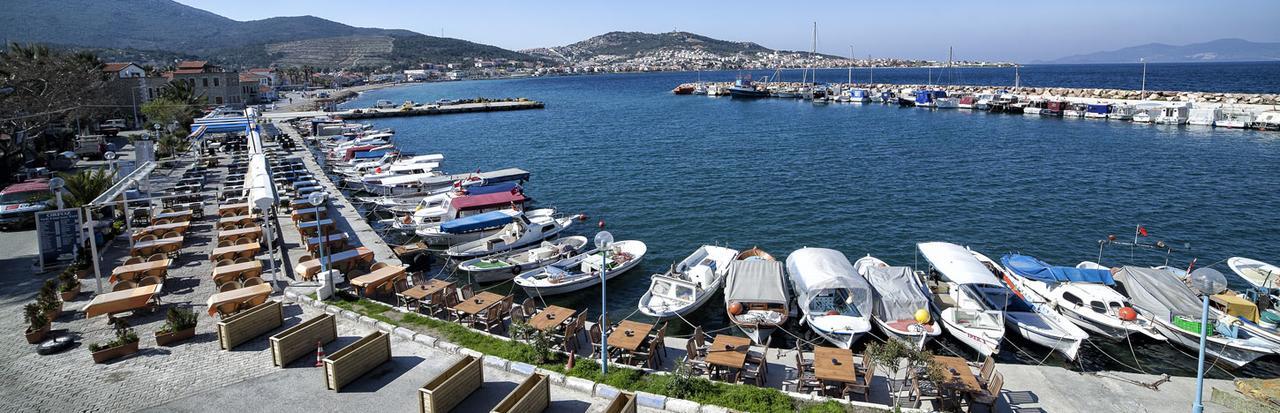 Deniz Hotel Yenifoca Luaran gambar