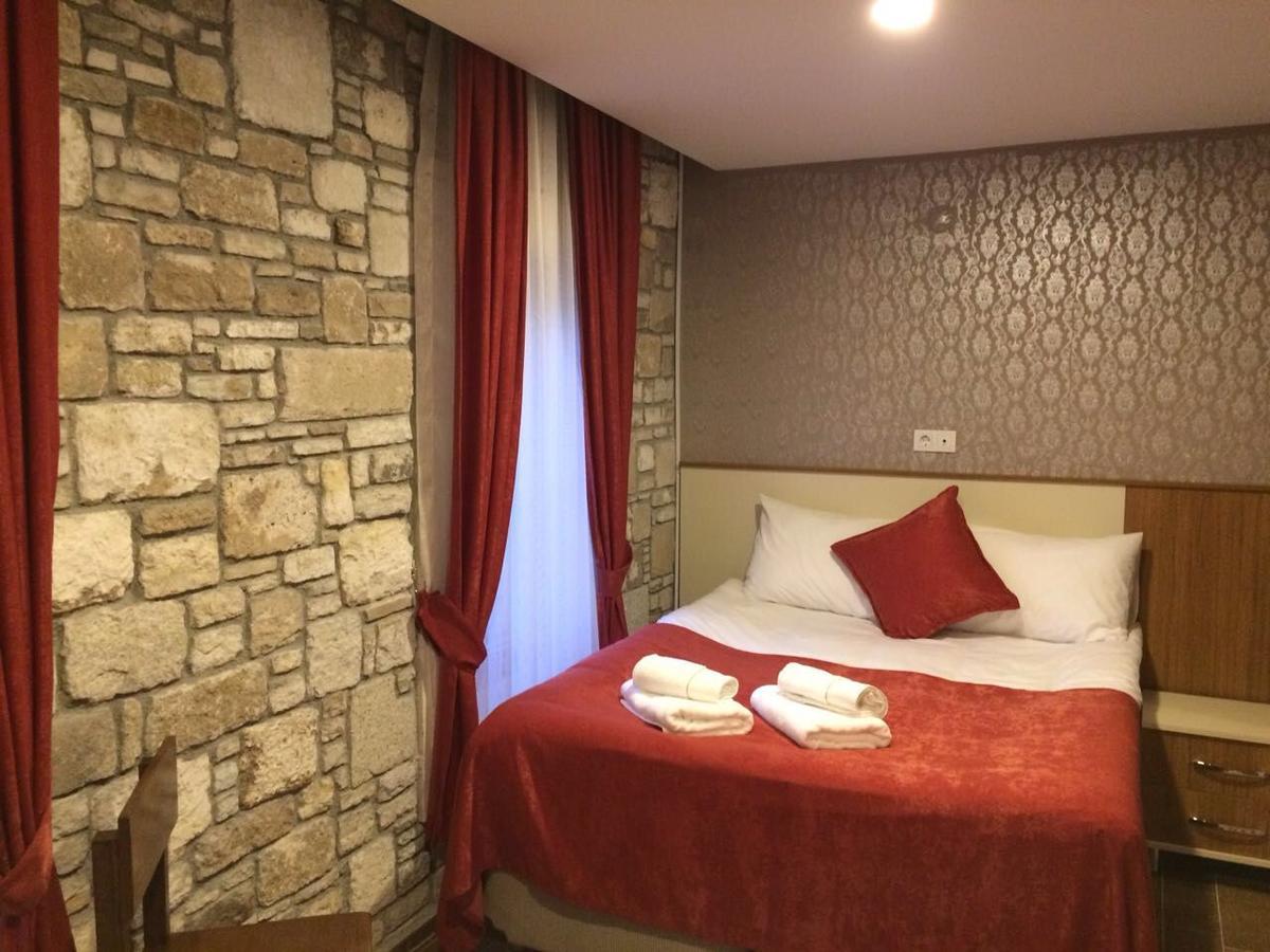 Deniz Hotel Yenifoca Luaran gambar