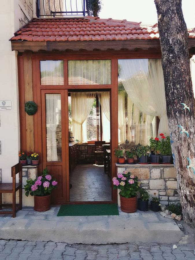 Deniz Hotel Yenifoca Luaran gambar